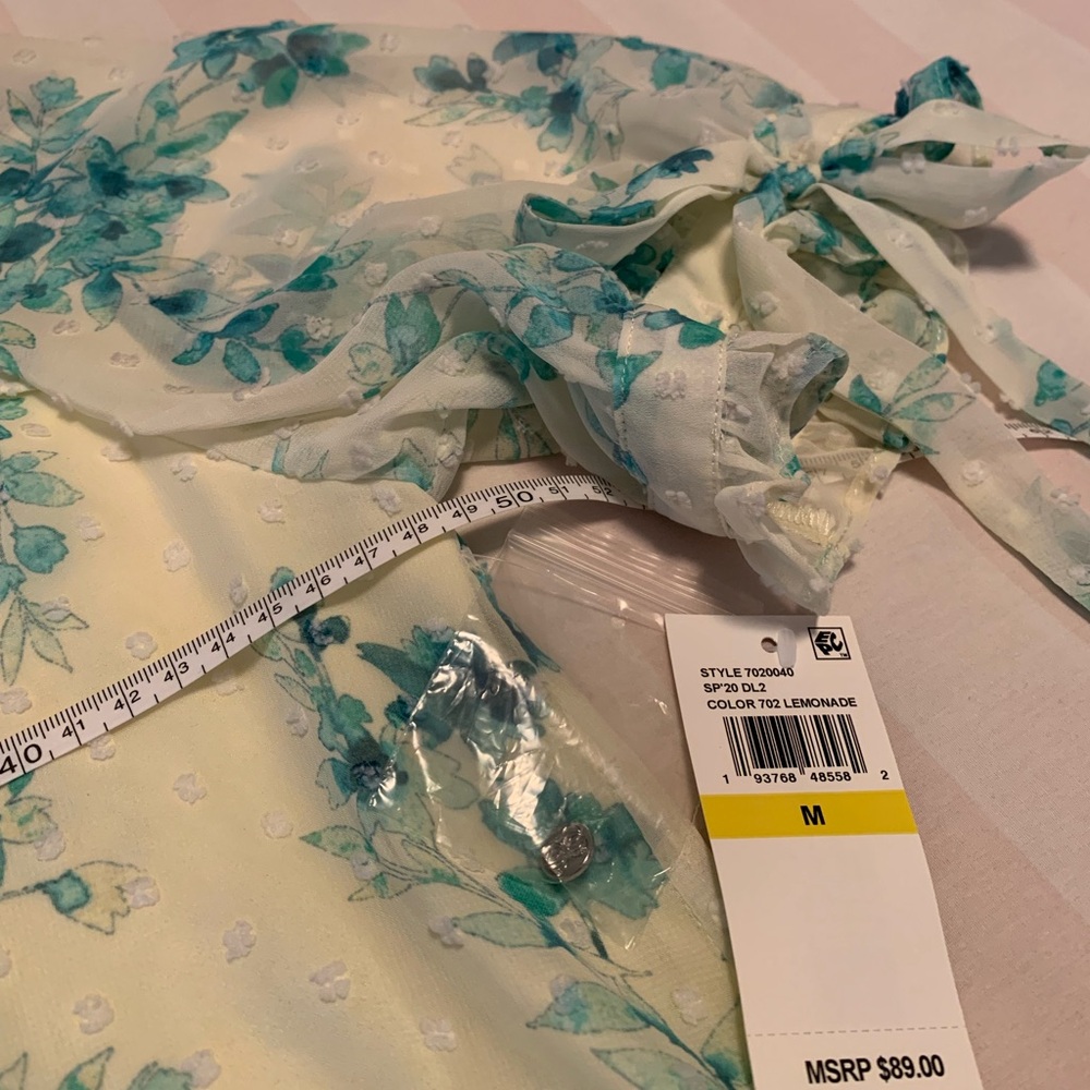 CeCe ruffle neck blouse in Lemonade